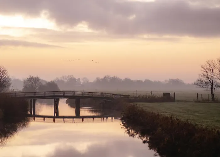 Fh Ostfriesland To Huus, Zw. Emden Und Greetsiel * Hinte